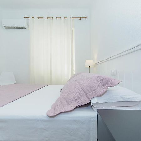 Apartamento San Pascual En โอริอุเอลา ภายนอก รูปภาพ