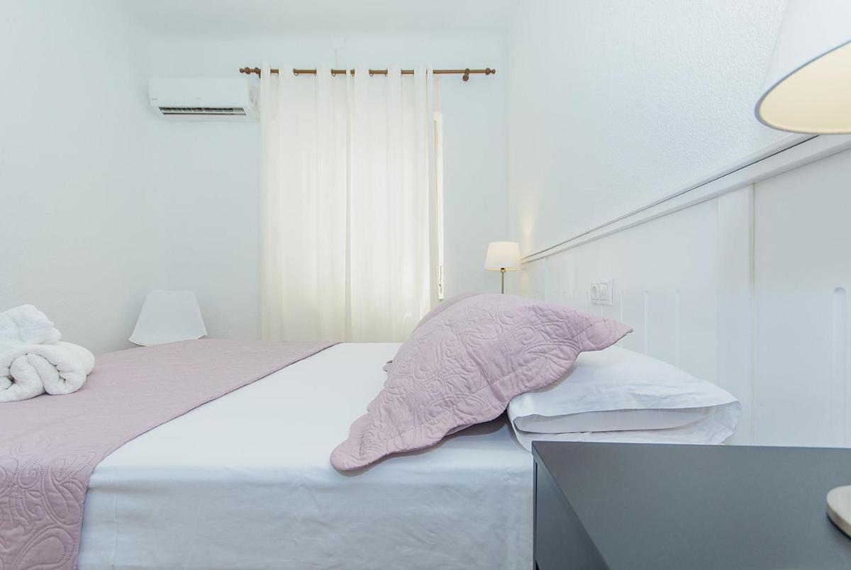 Apartamento San Pascual En โอริอุเอลา ภายนอก รูปภาพ